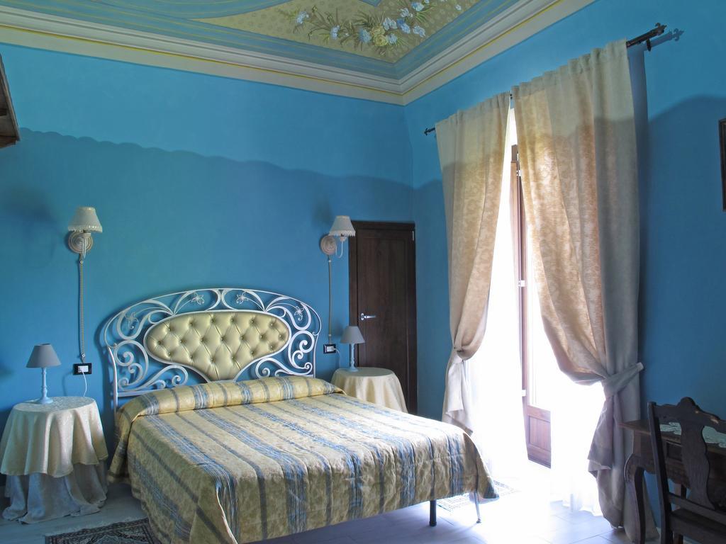 Palazzo Diamante Hotel Calascio Bagian luar foto