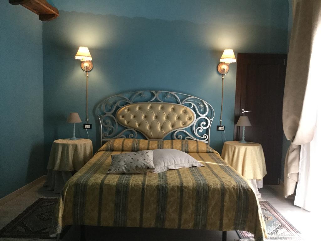 Palazzo Diamante Hotel Calascio Bagian luar foto
