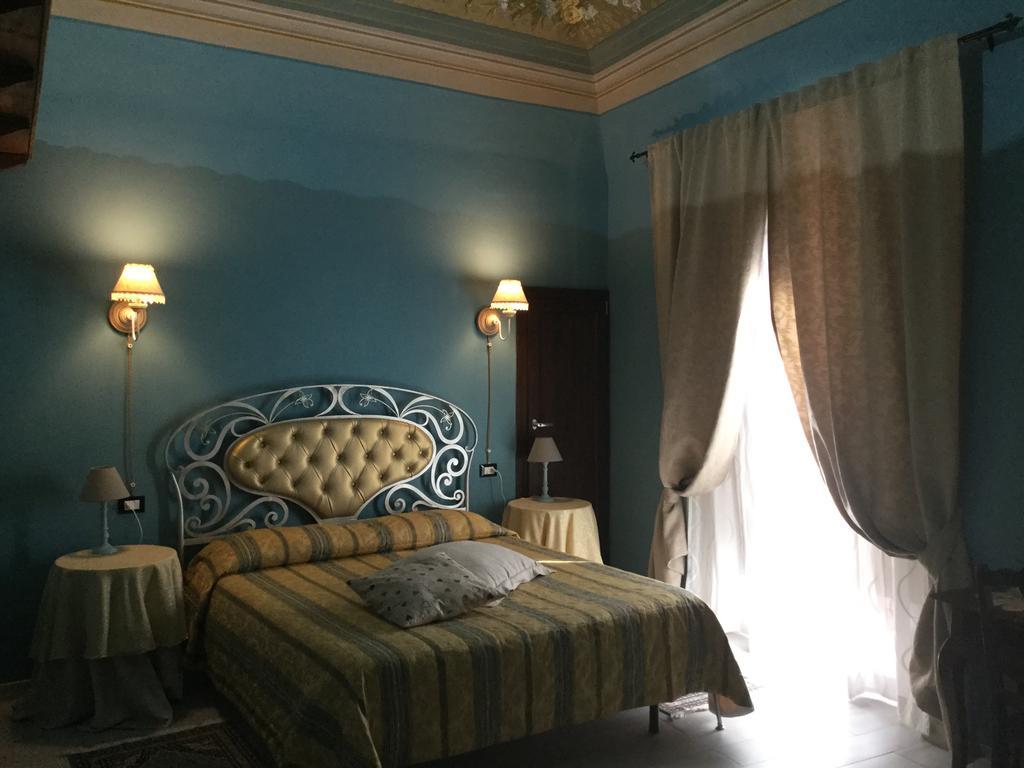 Palazzo Diamante Hotel Calascio Bagian luar foto